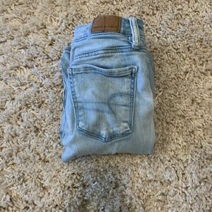 American Eagle Light Wash Jeans